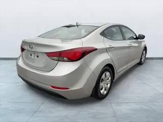 Hyundai ELANTRA 2016 SE 4p Sedan 6M
