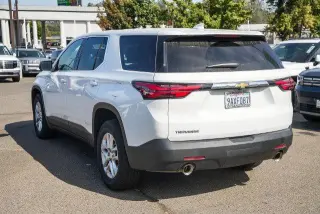 Chevrolet Traverse 2022 LS 4p SUV con 1LS