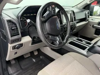 Ford F-150 2017 4x4 XLT 4dr SuperCrew 6.5 ft. SB