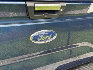 Ford F-150 2017 4x4 XLT 4dr SuperCrew 6.5 ft. SB