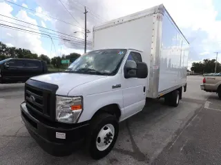 Ford E-Series 2025 E-450 SD 2dr 158 in. WB DRW Chasis de caja cortada