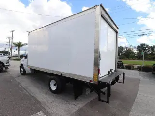 Ford E-Series 2025 E-450 SD 2dr 158 in. WB DRW Chasis de caja cortada