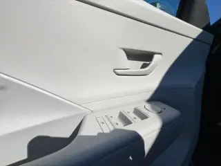 Hyundai KONA 2024 AWD SEL 4p Crossover