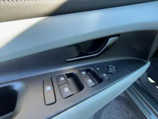 Hyundai ELANTRA Híbrido 2025 Limitada Sedán 4p