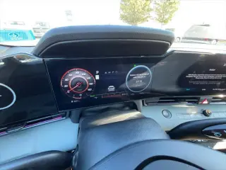Hyundai ELANTRA Híbrido 2025 Limitada Sedán 4p