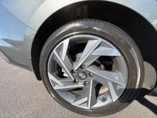 Hyundai ELANTRA Híbrido 2025 Limitada Sedán 4p