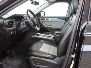 Ford Explorer 2023 XLT 4p SUV