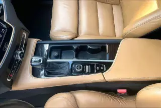 Volvo XC90 2017 4x4 T6 Momentum 4p SUV