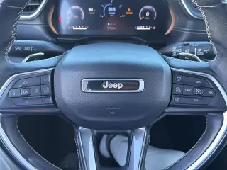 Jeep Grand Cherokee L 2021 4x4 Laredo SUV de 4 puertas