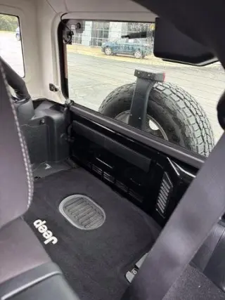 Jeep Wrangler Unlimited 2015 4x4 Sahara 4p SUV