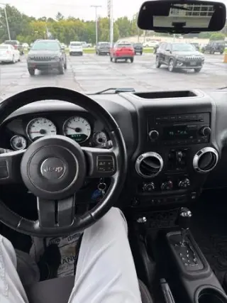Jeep Wrangler Unlimited 2015 4x4 Sahara 4p SUV