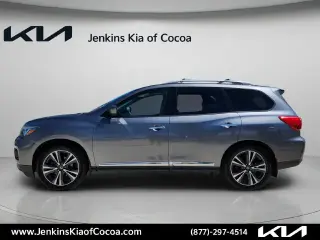 Nissan Pathfinder 2017 Platinum 4dr SUV