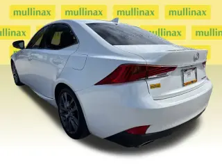 Lexus IS 300 2020 4dr Sedán