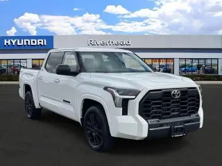 Toyota Tundra 2023 4x4 SR5 4dr CrewMax Cab Pickup SB