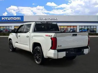Toyota Tundra 2023 4x4 SR5 4dr CrewMax Cab Pickup SB