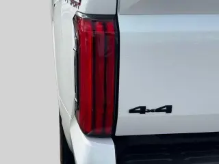 Toyota Tundra 2023 4x4 SR5 4dr CrewMax Cab Pickup SB