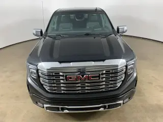 GMC Sierra 1500 2024 4x4 Denali 4dr Crew Cab 5.8 ft. SB