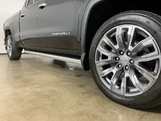 GMC Sierra 1500 2024 4x4 Denali 4dr Crew Cab 5.8 ft. SB