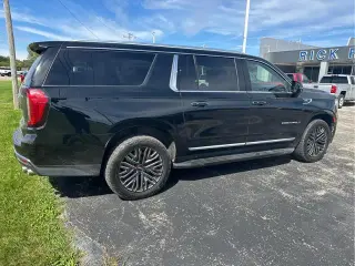 GMC Yukon XL 2021 4x2 Denali 4dr SUV