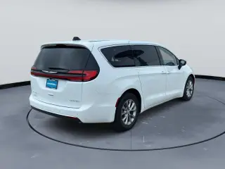 Chrysler Pacifica 2026 Limited 4dr Minivan