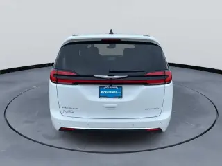 Chrysler Pacifica 2026 Limited 4dr Minivan