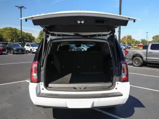 GMC Yukon XL 2019 4x4 SLT 4dr SUV