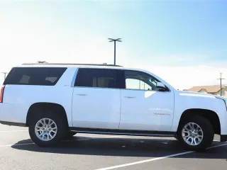 GMC Yukon XL 2019 4x4 SLT 4dr SUV