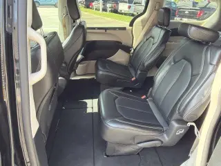Chrysler Pacifica 2024 Touring L 4dr Mini-Van