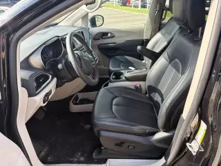 Chrysler Pacifica 2024 Touring L 4dr Mini-Van