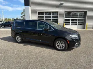 Chrysler Pacifica 2024 Touring L 4dr Mini-Van