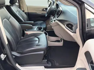 Chrysler Pacifica 2023 Touring L 4dr Mini-Van