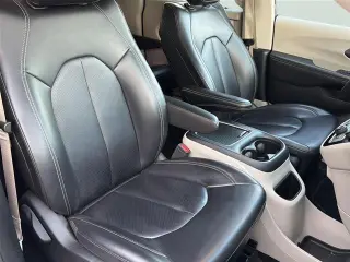 Chrysler Pacifica 2023 Touring L 4dr Mini-Van