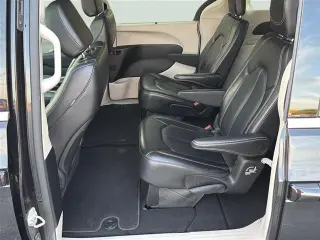 Chrysler Pacifica 2023 Touring L 4dr Mini-Van