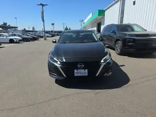 Nissan Altima 2025 2.5 SV 4dr Sedán