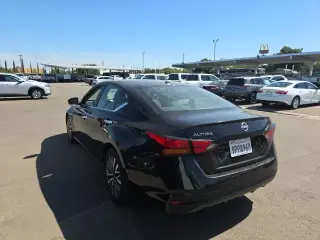 Nissan Altima 2025 2.5 SV 4dr Sedán