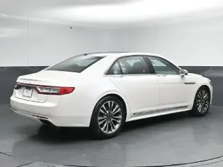 Lincoln Continental 2017 AWD Reserve 4dr Sedán