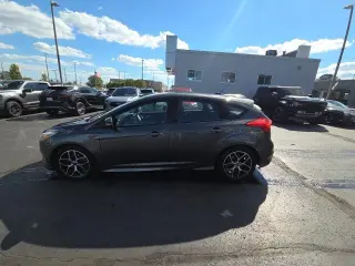 Ford Focus 2015 SE 4 tracciones hatchback