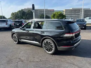 Lincoln Aviator 2024 AWD Reserve 4dr SUV