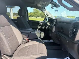 Chevrolet Silverado 1500 Limited 2022 4x4 Custom 4dr Crew Cab con 5.8 ft. SB