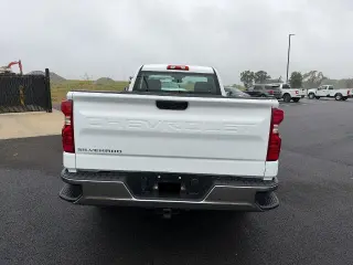 Chevrolet Silverado 1500 2025 4x2 Work Truck 2dr Cab de 8 pies de largo