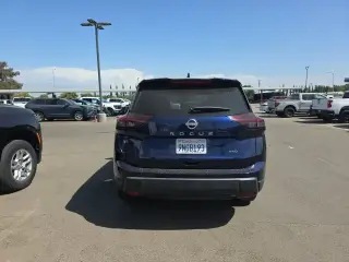 Nissan Rogue 2025 AWD SV 4dr Crossover
