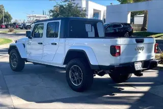 Gladiator 2020 4x4 Overland 4dr Crew Cab 5.0 ft. SB