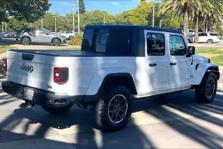 Gladiator 2020 4x4 Overland 4dr Crew Cab 5.0 ft. SB