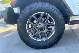 Gladiator 2020 4x4 Overland 4dr Crew Cab 5.0 ft. SB