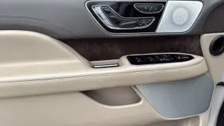 Navegador Lincoln 2023 4x4 Reserve 4dr SUV