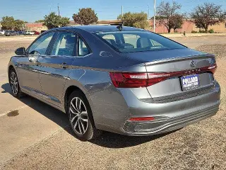 Volkswagen Jetta 2025 SE Sedán 4 puertas