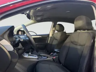 Nissan Sentra 2015 SR 4dr Sedán