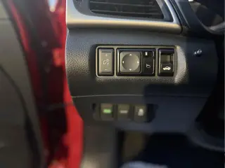 Nissan Sentra 2015 SR 4dr Sedán