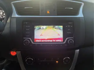 Nissan Sentra 2015 SR 4dr Sedán
