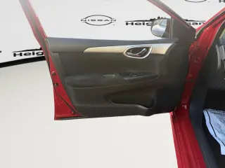 Nissan Sentra 2015 SR 4dr Sedán